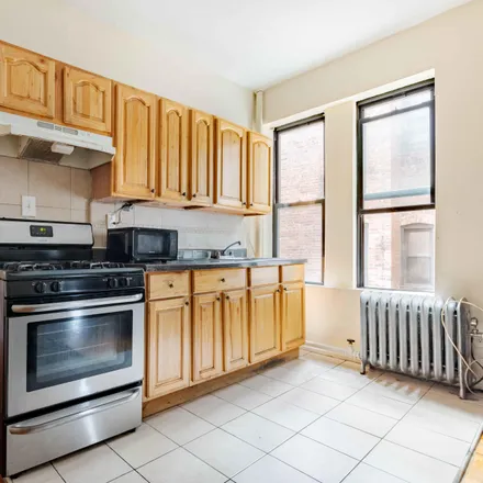 Image 8 - 346 Montgomery St, Brooklyn, NY 11225, USA - Room for rent