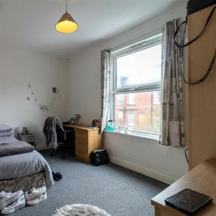 Image 3 - 2-8 Granby Terrace, Leeds, LS6 3BB, United Kingdom - House for rent