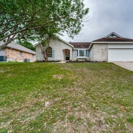 Buy this 3 bed house on 861 Castle Hill in New Braunfels, TX 78130