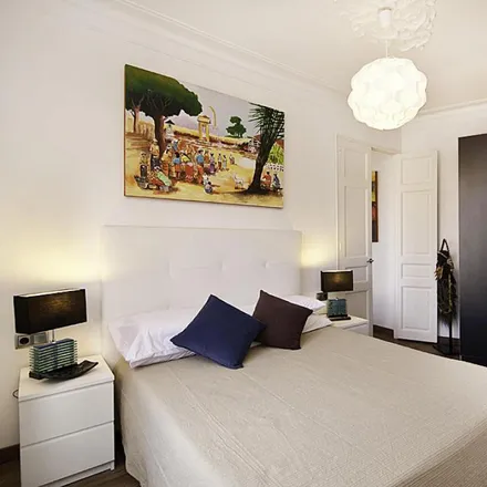 Rent this 3 bed apartment on Carrer d'Aribau in 92, 08001 Barcelona