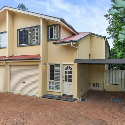 Rent this 3 bed townhouse on 11 Scott Road in Herston QLD 4006, Australia