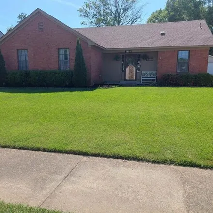 Buy this 3 bed house on 3879 Sabal Hill Drive in Ellendale, Bartlett