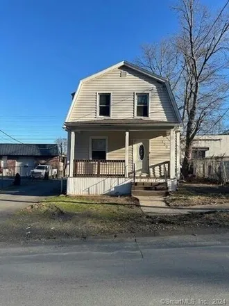 Rent this 3 bed house on 130 Clark Street in West Haven, CT 06516