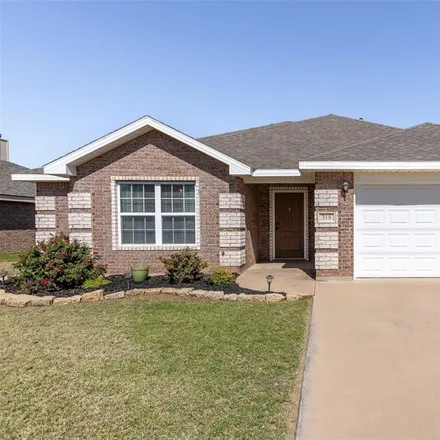 Buy this 3 bed house on 318 Sugarberry Avenue in Abilene, TX 79602