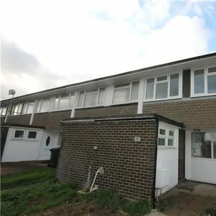 Rent this 4 bed townhouse on 39 Guildford Park Avenue in Guildford, GU2 7NJ