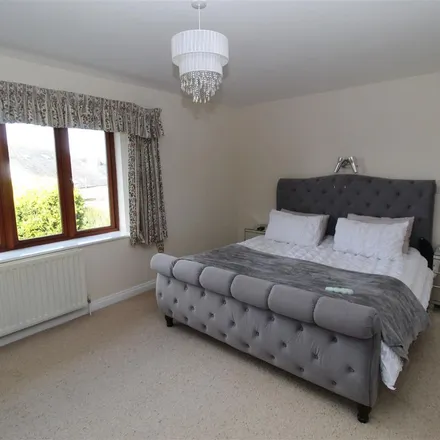 Rent this 3 bed apartment on Fore Street in Chudleigh, TQ13 0XA