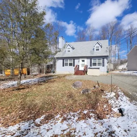 Rent this 3 bed house on 8951 Deerfield Road in Coolbaugh Township, PA 18466