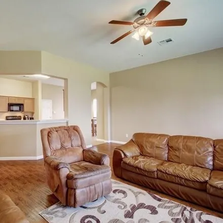 Image 4 - 1621 Uvalde Drive, Hutto, TX 78634, USA - House for rent