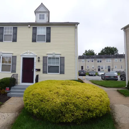Buy this 3 bed condo on 2509 Kent Town Place in Hyattsville, MD 20785
