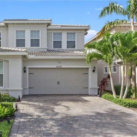 Buy this 5 bed house on 4534 Greenway Drive in Hollywood, FL 33021