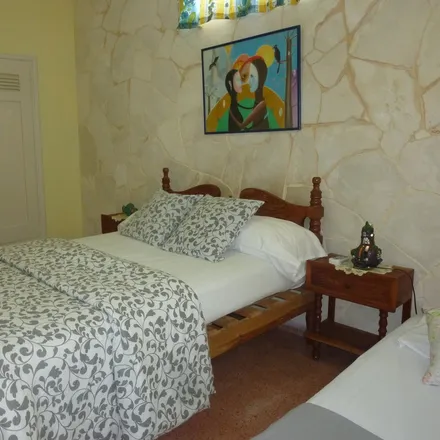 Image 2 - Dragones, HAVANA, CU - Apartment for rent