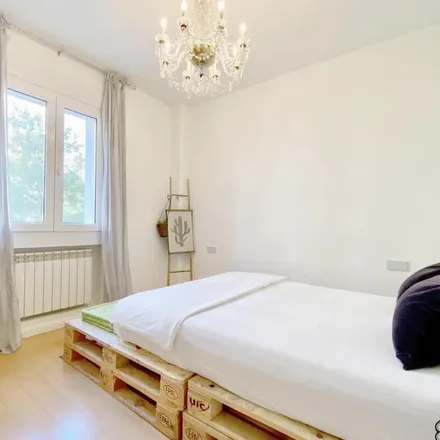 Rent this 2 bed apartment on Madrid