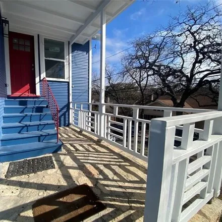 Image 2 - 614 Oakland Avenue, Austin, TX 78703, USA - House for rent