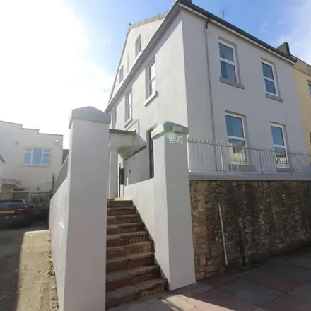Rent this 1 bed apartment on 175 Union Street in Torquay, TQ1 4BX