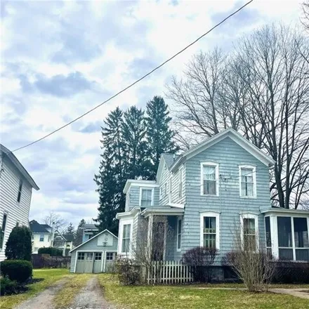 Buy this 4 bed house on 221 Park Avenue in City of Oneida, NY 13421