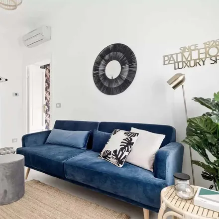 Rent this 1 bed apartment on Platina "Immagina la Pasta" in Via Lecco, 18