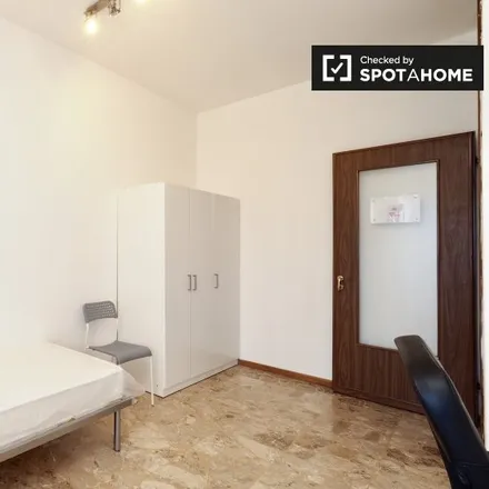 Image 3 - Via Sapri, 75, 20157 Milan MI, Italy - Room for rent