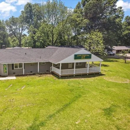 Image 2 - 14698 Old Highway 82 East, Clayton Village, Oktibbeha County, MS 39759, USA - House for sale