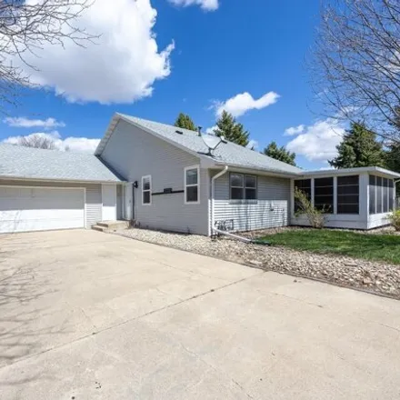 Buy this 4 bed house on 1906 South Valley View Road in Sioux Falls, SD 57106
