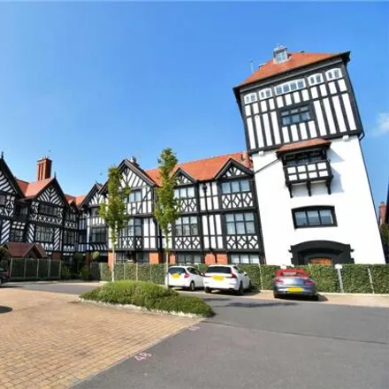 Buy this 2 bed apartment on 30 Grenfell Park in Parkgate, CH64 6TT