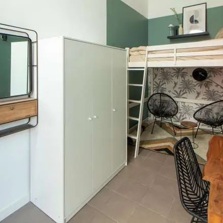 Rent this 4 bed apartment on Entrepôt Macdonald in Rue Cesária Évora, 75019 Paris