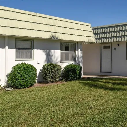 Buy this 2 bed condo on 1902 Andover Street in Hillsborough County, FL 33573