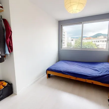 Rent this 4 bed apartment on 31 Rue Philippe Lebon in 63000 Clermont-Ferrand, France