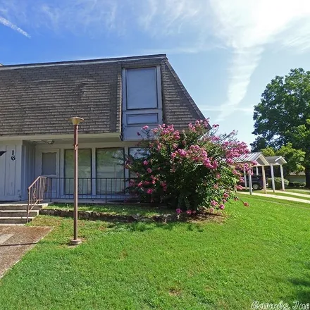 Buy this 3 bed townhouse on 12 Annett Road in Cherokee Village, AR 72529