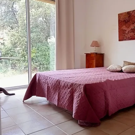 Rent this 3 bed house on Vers Pont Du Gard in 18 Rue de la Poste, 30210 Vers-Pont-du-Gard
