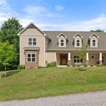 Buy this 6 bed house on 3031 Horse Creek Run in Forsyth County, NC 27284