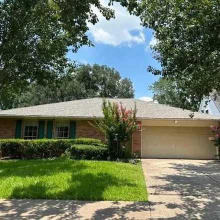 Rent this 3 bed house on 3031 Windmill St in Sugar Land, Texas