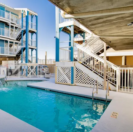 Image 2 - Sunchase Condominiums, 1129 West Beach Boulevard, Gulf Shores, AL 36542, USA - Townhouse for sale