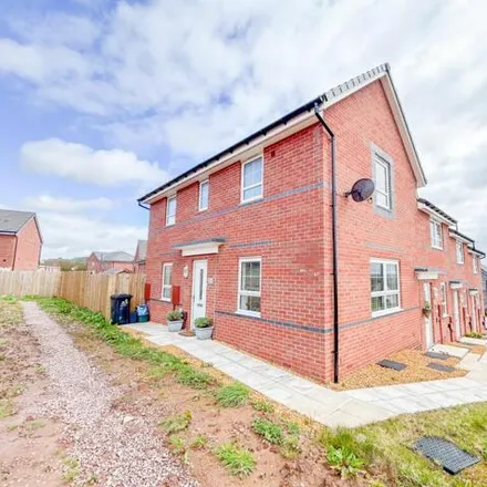 Buy this 3 bed townhouse on unnamed road in Allaston, GL15 5TW