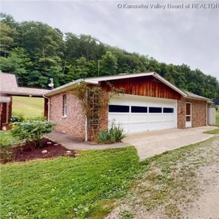 Image 3 - Darnell Road, West Pea Ridge, Cabell County, WV 25705, USA - House for sale