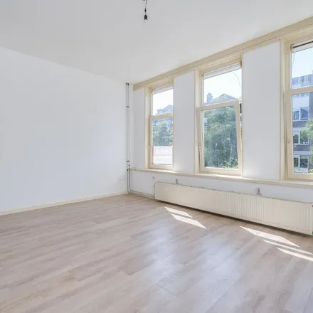 Rent this 3 bed apartment on Schietbaanlaan 105B in 3021 LH Rotterdam, Netherlands