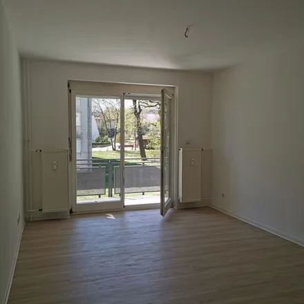 Image 4 - Flemminger Weg 131, 06618 Naumburg (Saale), Germany - Apartment for rent