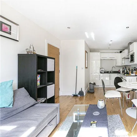 Rent this 2 bed apartment on Centre 500 in Chiswick High Road, London