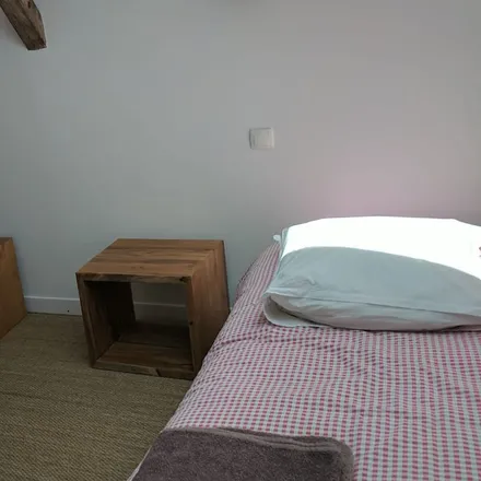 Rent this 8 bed house on 47410 Saint-Colomb-de-Lauzun