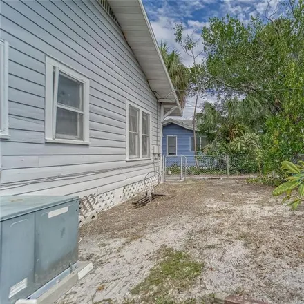 Image 8 - 2026 3rd Avenue North, Saint Petersburg, FL 33713, USA - House for sale