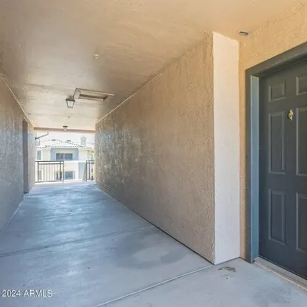 Image 4 - East Van Buren Street, Phoenix, AZ 85005, USA - Condo for sale