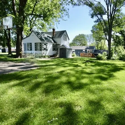 Buy this 3 bed house on 7549 Cambridge Road in Wonder Lake, McHenry County