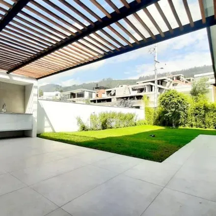 Image 1 - Oe10, 170157, Cumbaya, Ecuador - Apartment for sale