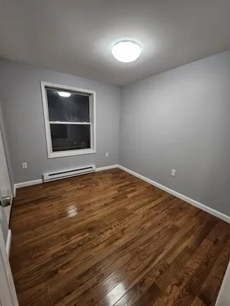 Image 7 - 464 Halladay Street, Communipaw, Jersey City, NJ 07304, USA - Apartment for rent