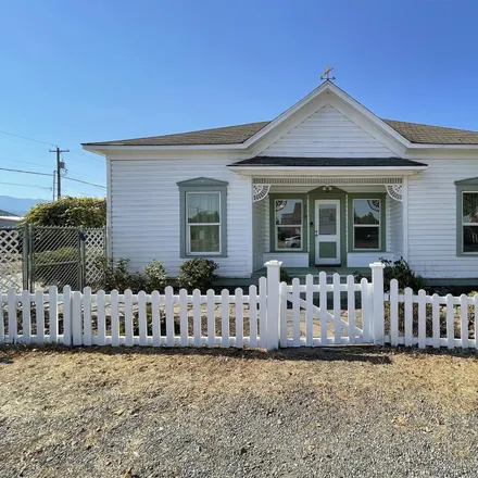 Buy this 3 bed house on 311 South 2nd Avenue in Sequim, WA 98382