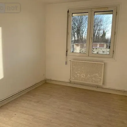 Rent this 1 bed apartment on 18 Rue Pierre Semard in 80800 Corbie, France