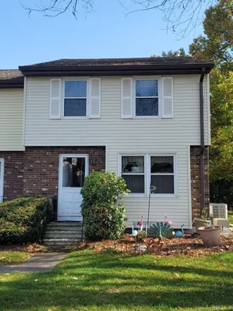 Rent this 3 bed house on 1 Saint Marc Cir Unit I in South Windsor, Connecticut