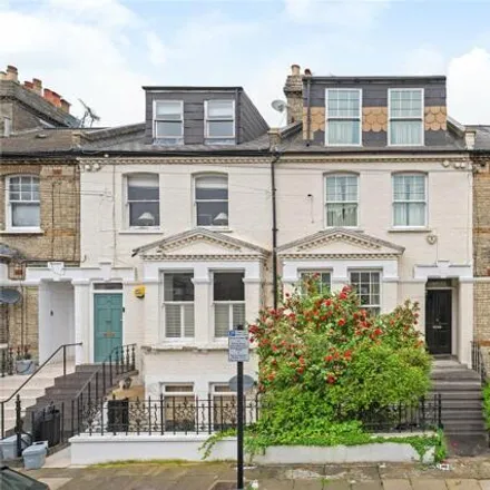 Buy this 3 bed townhouse on Chesson Road in London, W14 9QR