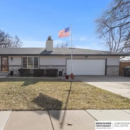 Buy this 3 bed house on 1733 West Sewell Street in Lincoln, NE 68522