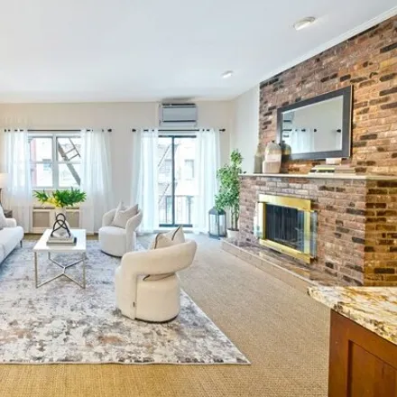 Image 1 - 432 East 85th Street, New York, NY 10028, USA - Apartment for sale