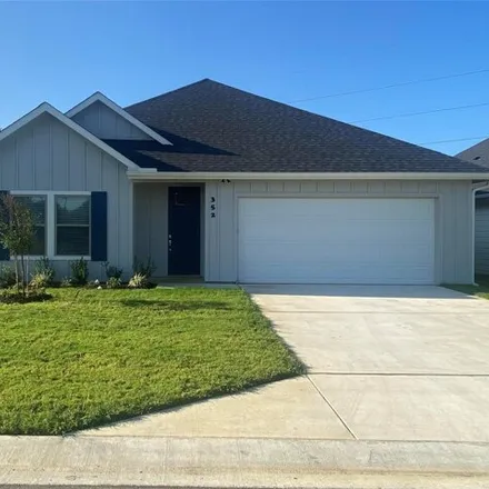 Buy this 4 bed house on 199 Hawthorne Circle in Mabank, TX 75147